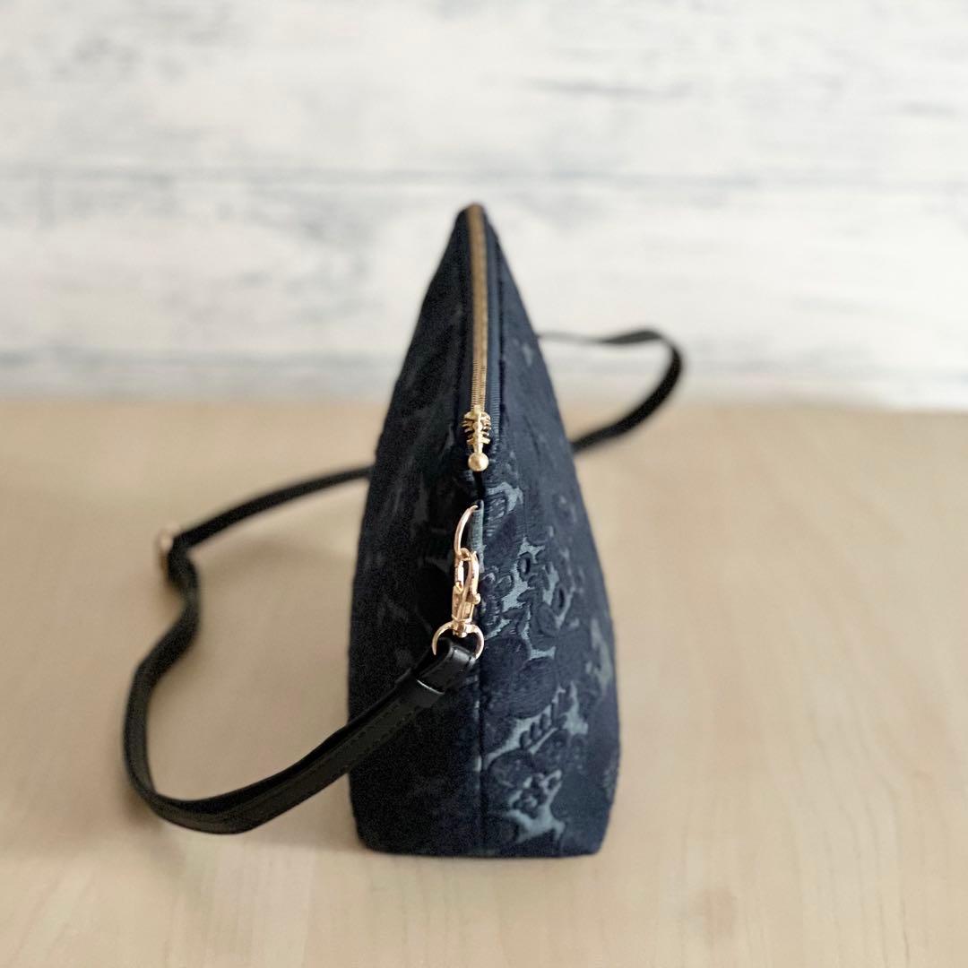 ミナペルホネン smile flowerショルダーバッグMB509-101