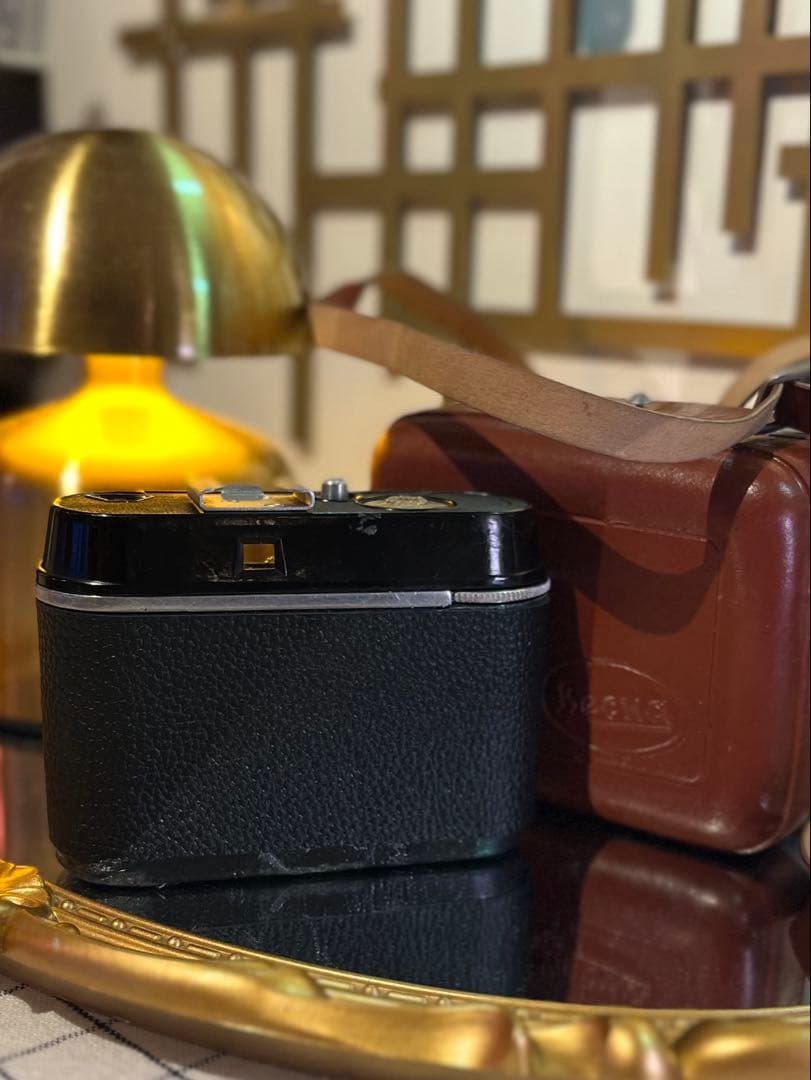 希少 Soviet GOMZ Vesna 35mmカメラ 純正革ケース付