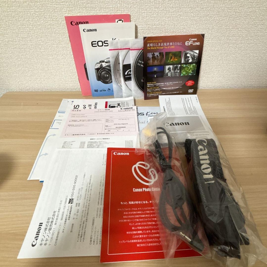 Canon EOS KISS デジタル N シルバー ボディ　レンズ付き