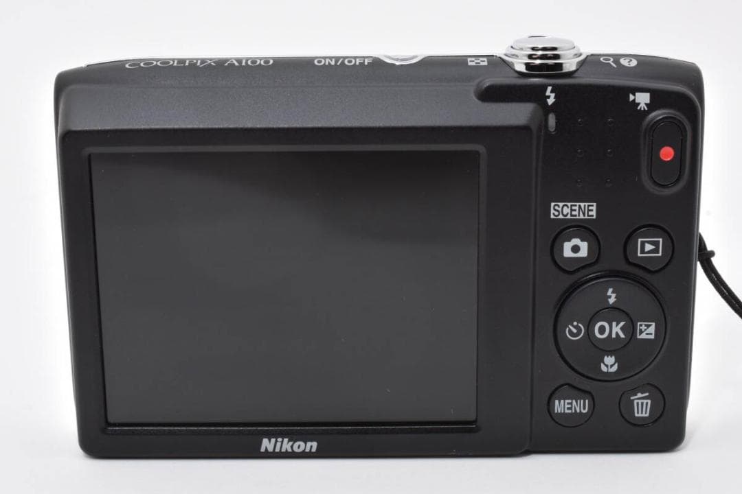 美品 ニコン　Nikon COOLPIX A100 シルバー ＃A284