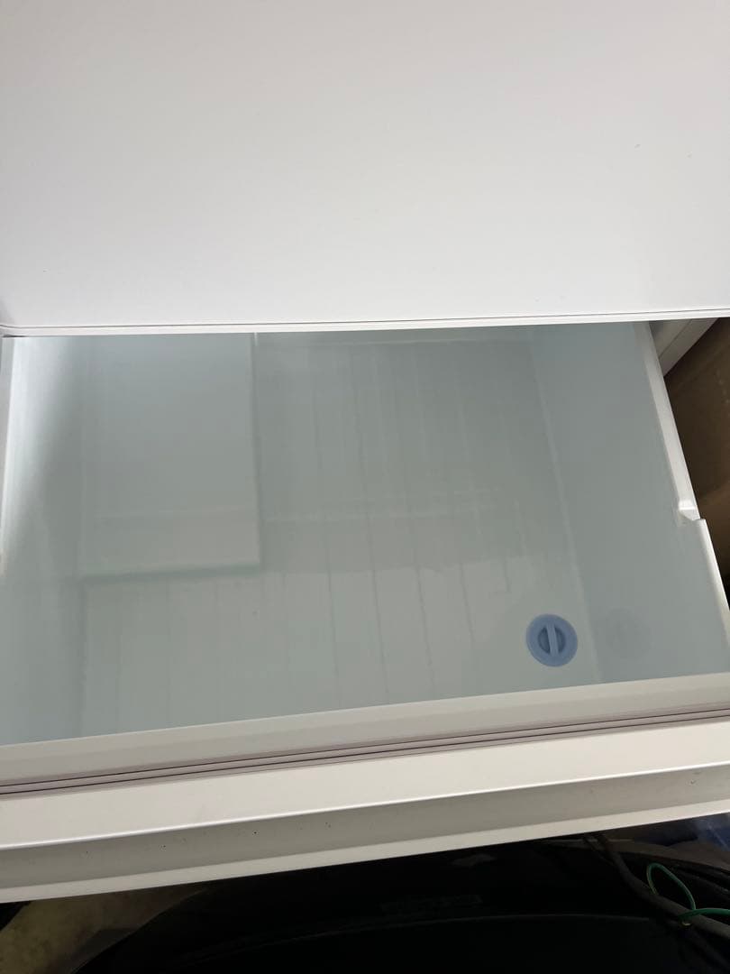 【美品】TOSHIBA 冷凍冷蔵庫 GR-V33SC (WU) 2024年製