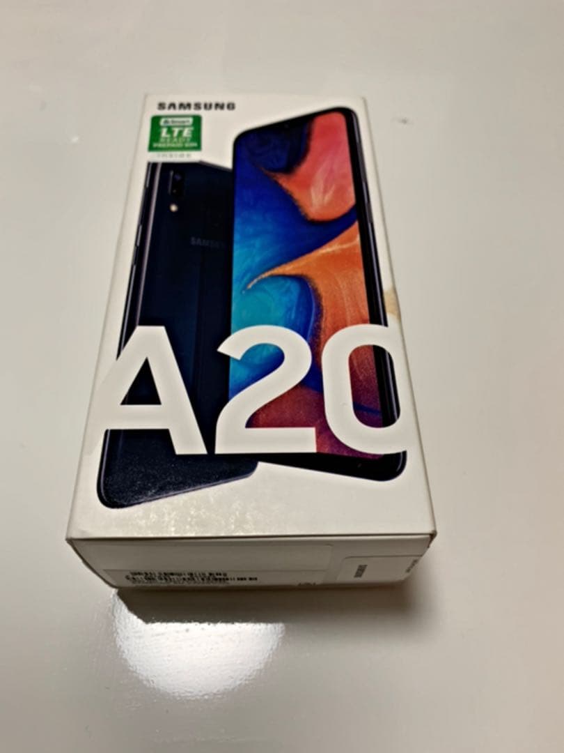 スマートフォン本体 Samsung Galaxy A20 (SM-A205GN/DS)