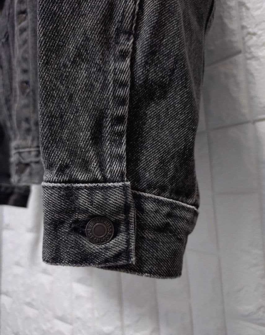 なると　80s★USA製★リーバイス★70507先染めブラックデニム
