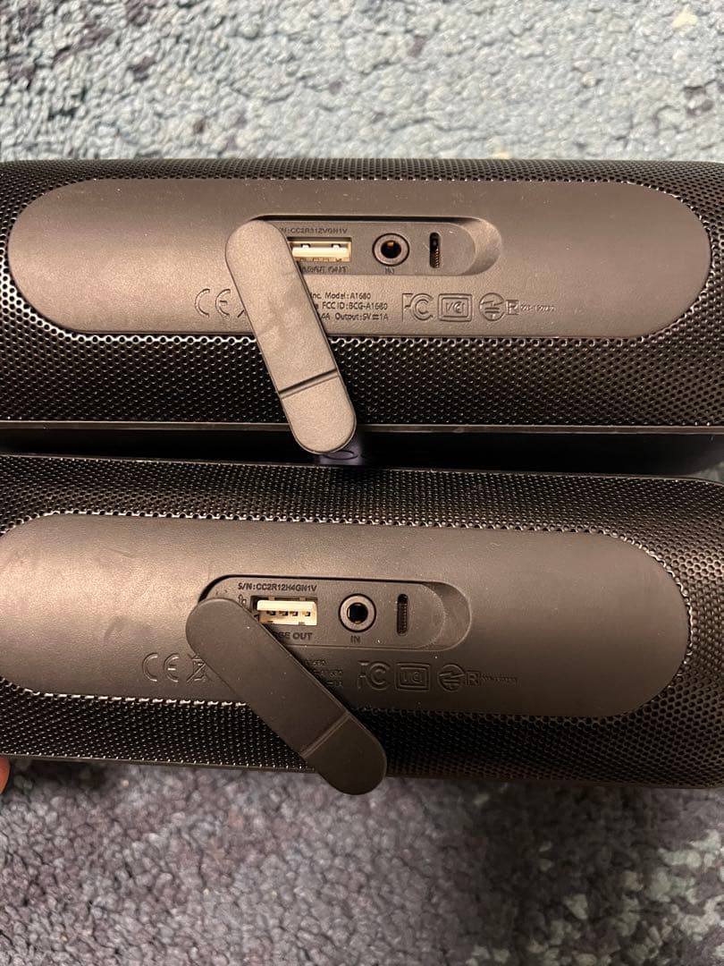 BEATS PILL+ BLACK Bluetooth 2台　ステレオ