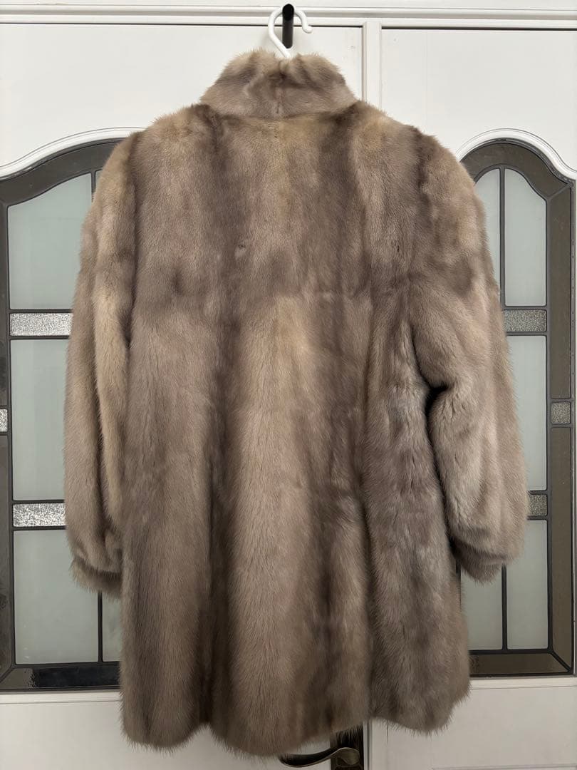 オンワード樫山　Rambulton サファイアミンク　8分コート　⚠︎注記あり