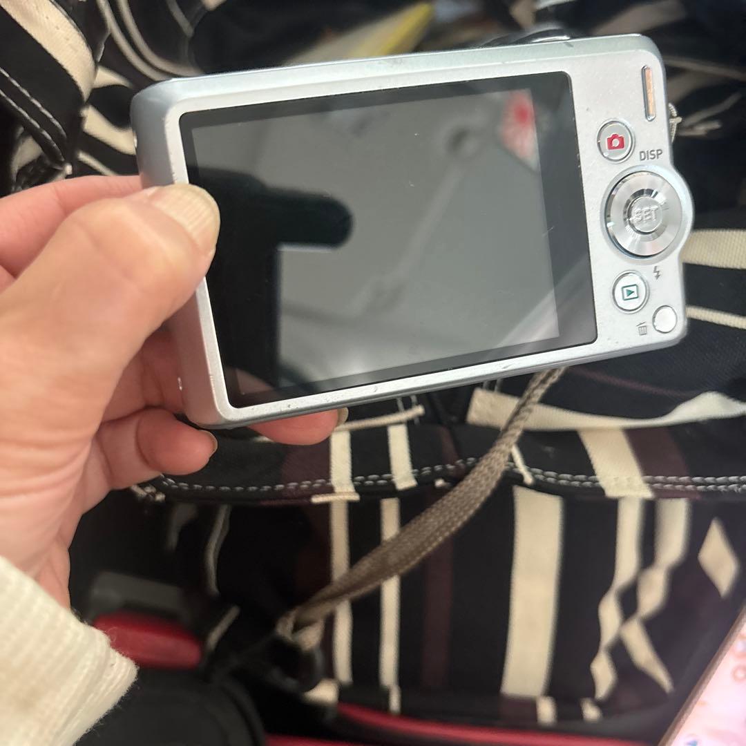 CASIO EXILIM シルバー デジタルカメラジャンク品