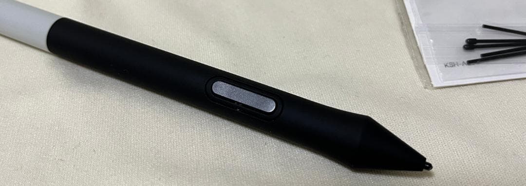 【中古】Wacom One 13.3インチ　ペンタブ【箱付】