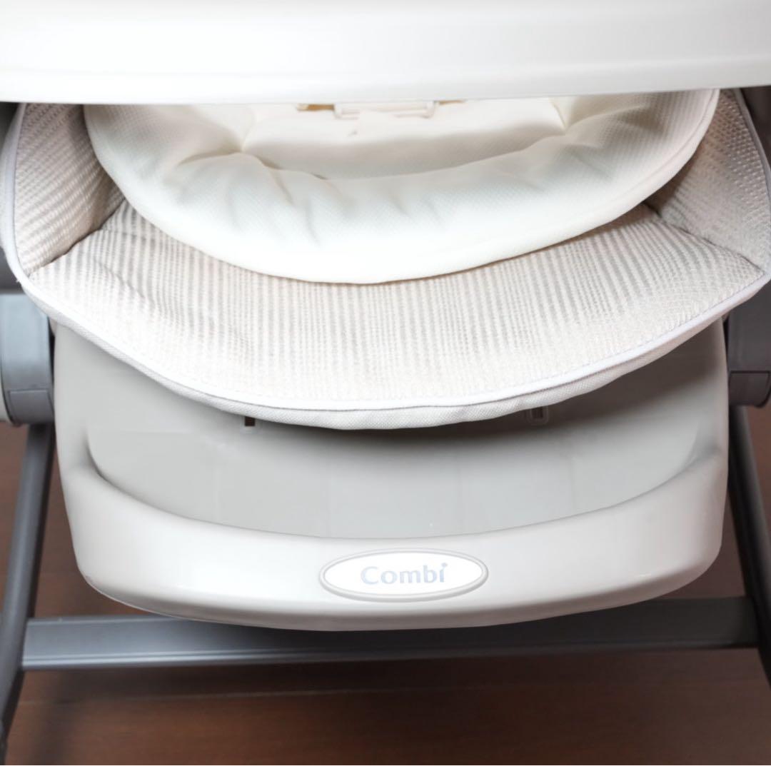 【美品】Combi ネムリラ tete a tete オートスイング バースデイ