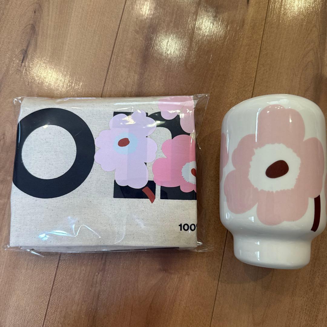 Haruruさま 専用 マリメッコ フラワーベースのみ