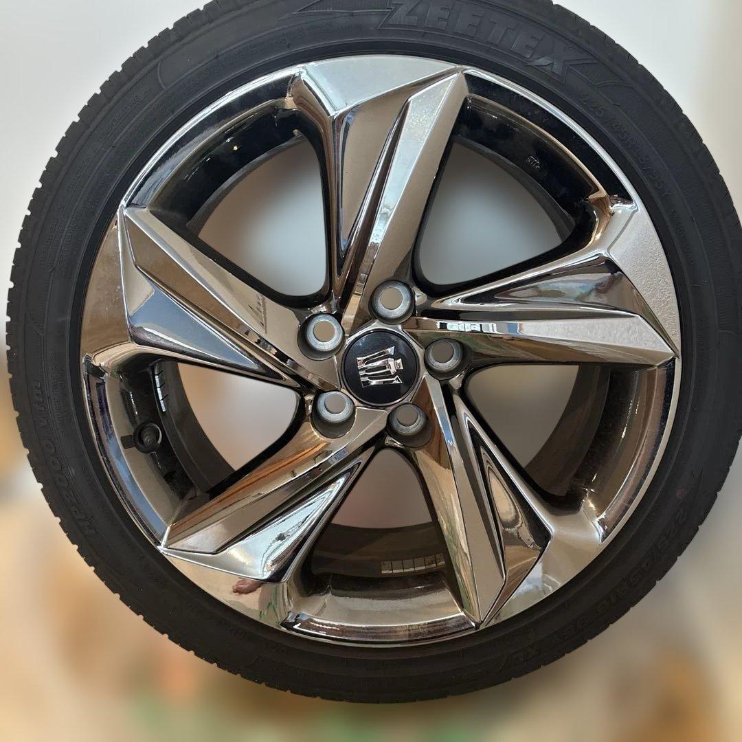 1本トヨタ220系クラウン18インチ純正ホイール タイヤ付き