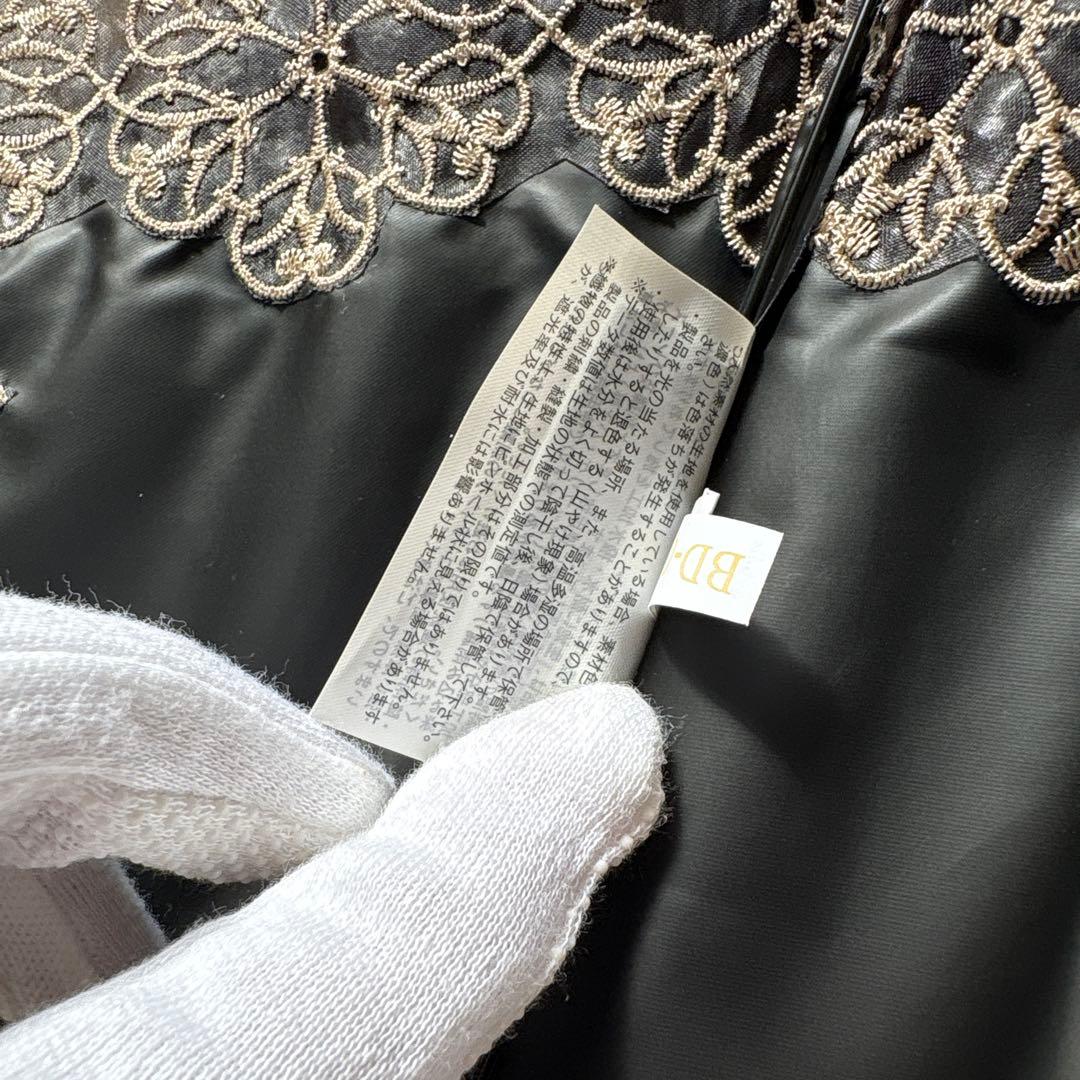 新品未使用 タグ付 YVES SAINT LAUREN ロゴ 刺繍 折傘 日傘