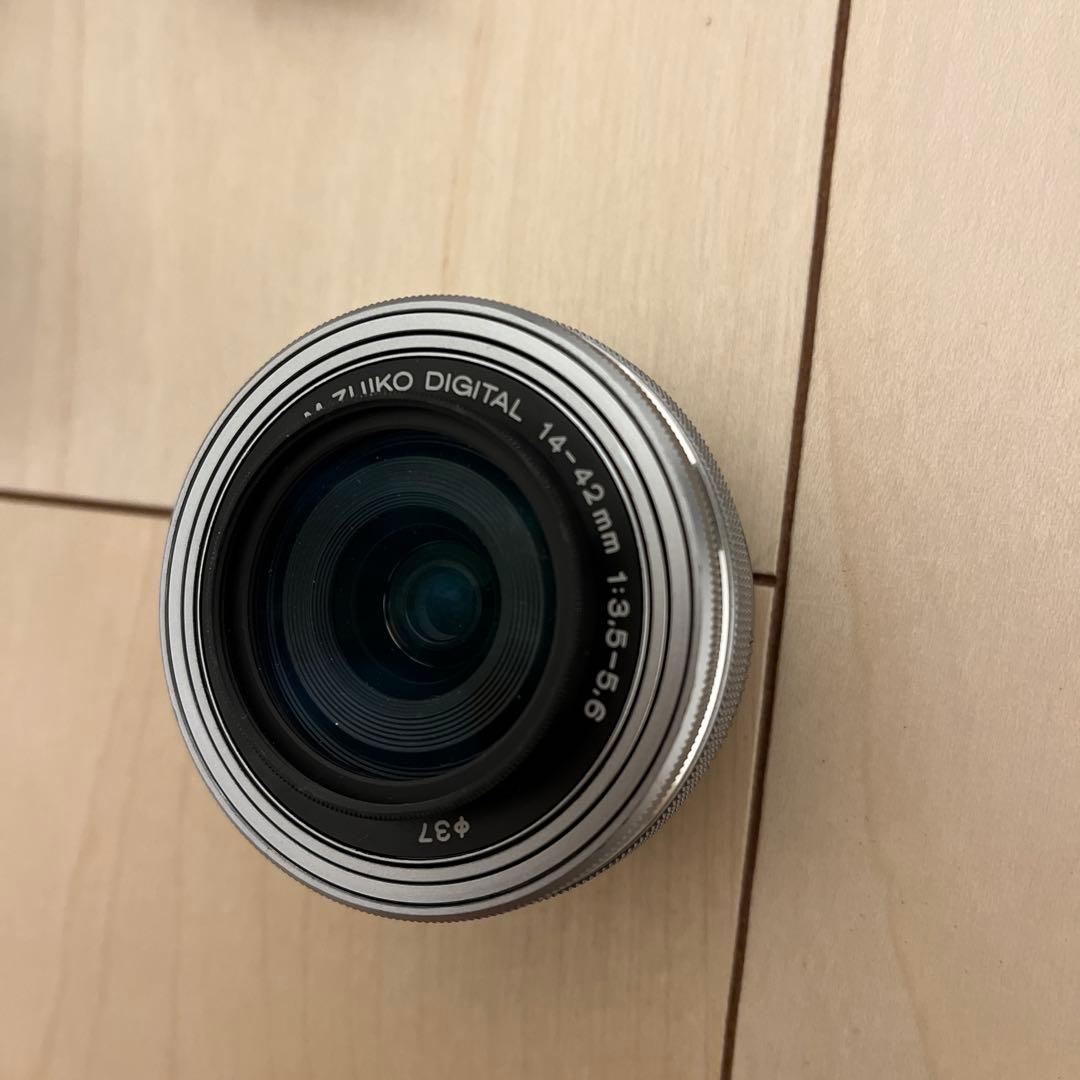 OLYMPUS PEN E-PL8 ダブルレンズキット