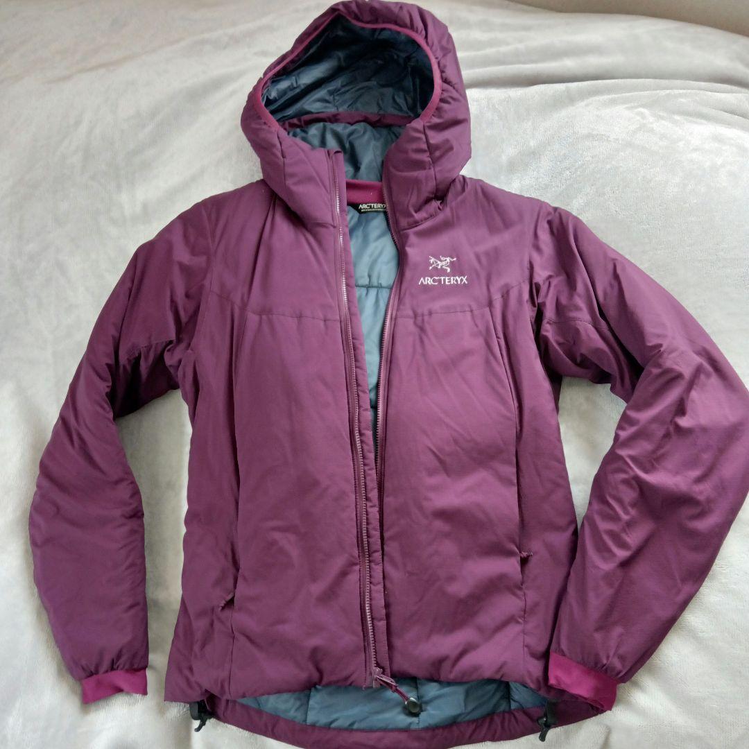 ARC'TERYX　アトムARフーディ　XS