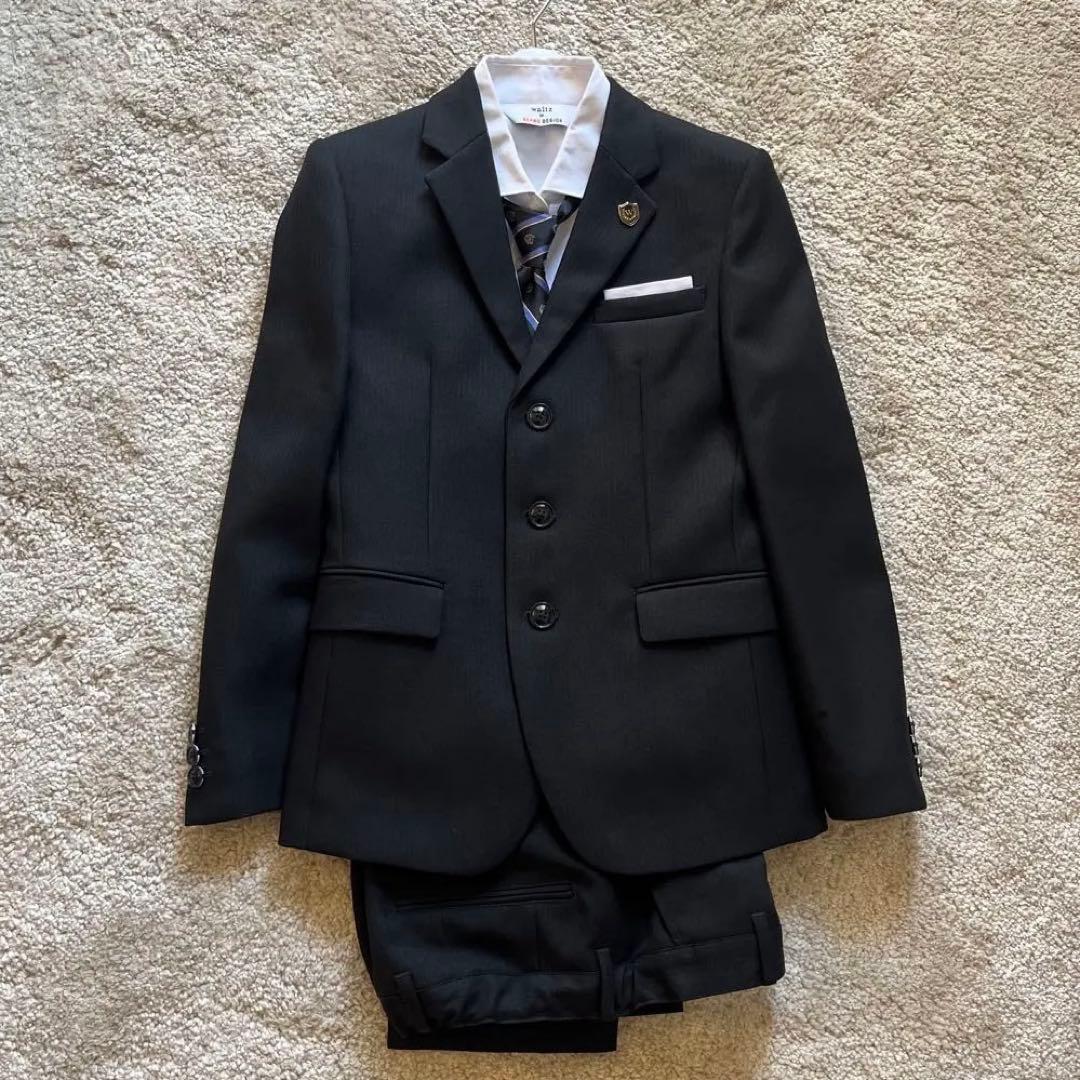 waltz by BEAMS DESIGN 黒スーツ