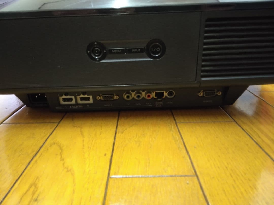 SONY VPL-HW30　3Dプロジェクター(交換用ランプ付)