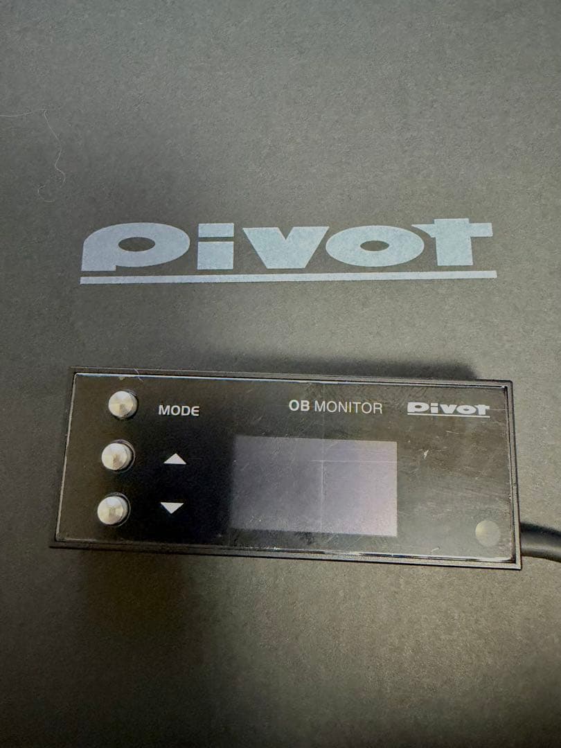 [ほぼ未使用品]Pivot OB MONITOR OBD2モニター OBM-2
