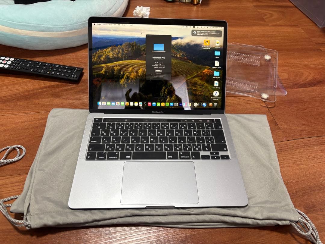 MacBook Pro スペースグレイ　2022年モデル