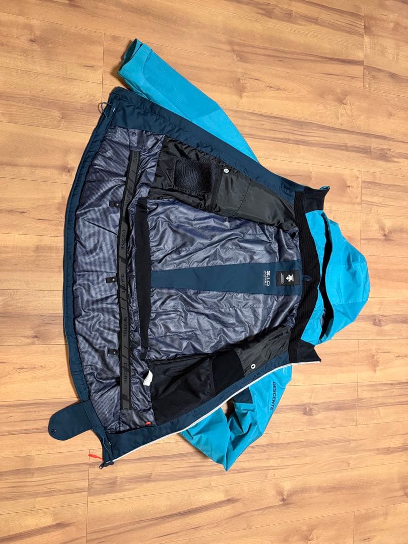 S*l様 スキーウェア　デサント