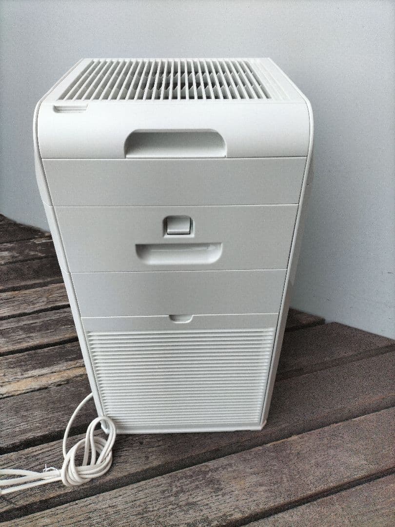 ダイキン ストリーマ空気清浄機 2023年(MCA55ZE2-W)