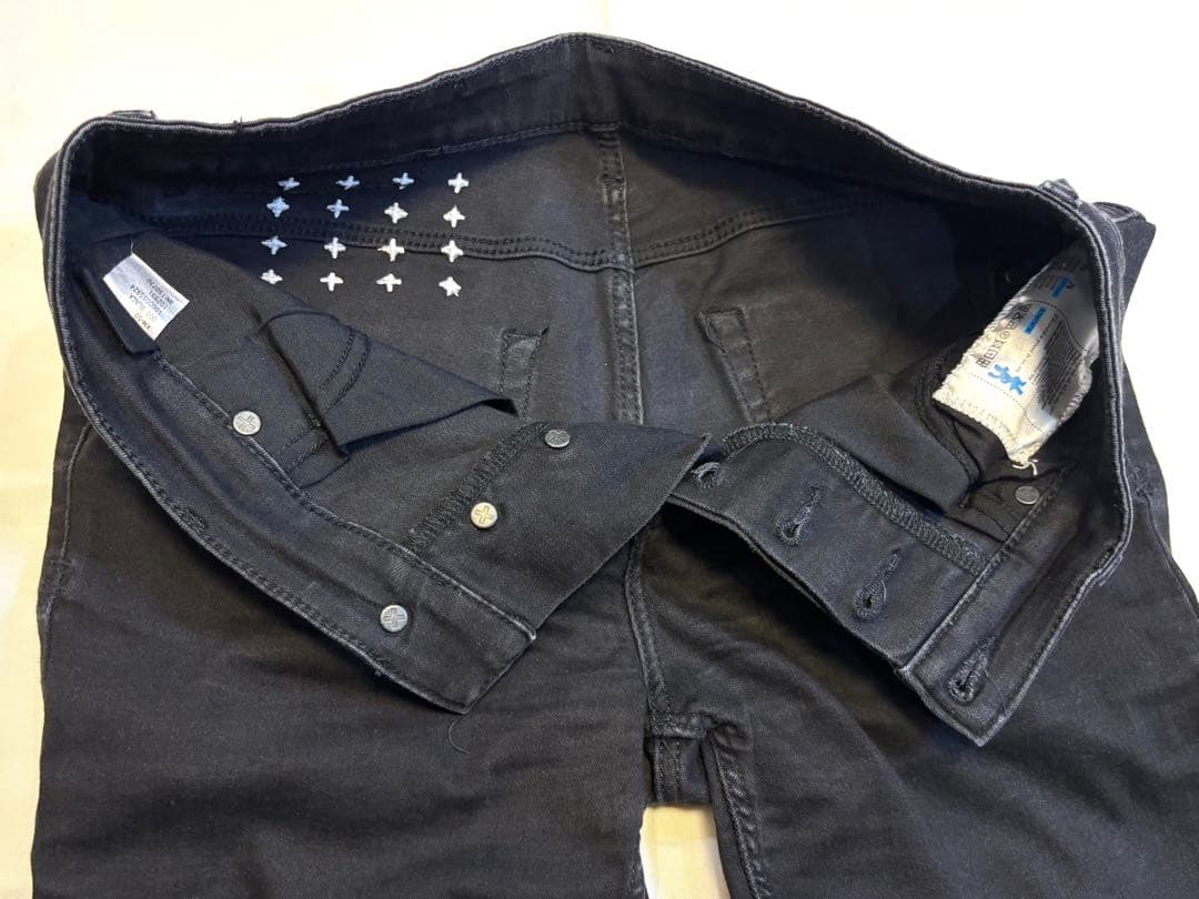 あ　KSUBI ブラック スキニーデニム ジーンズ サイズ30　②