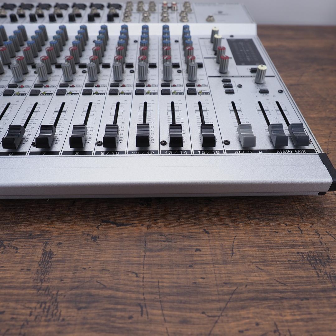 BEHRINGER MX2004A ACアダプターなしだけど動作確認済品