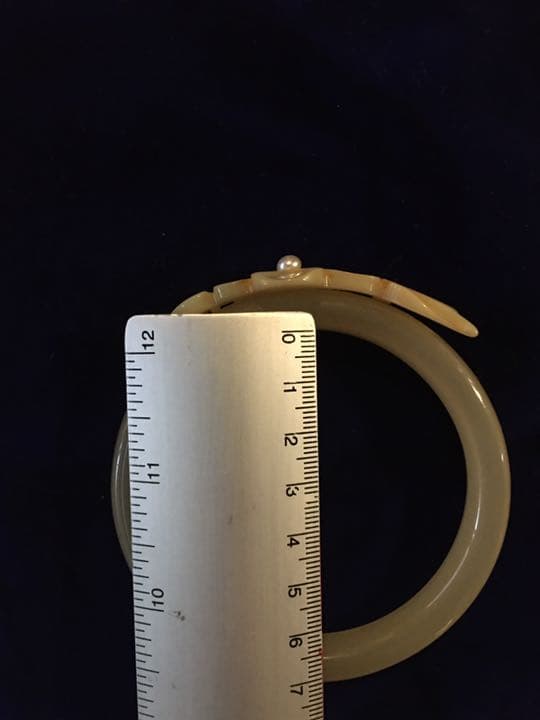 ヴィンテージ　ルーサイトバングル　フランスヴィンテージ