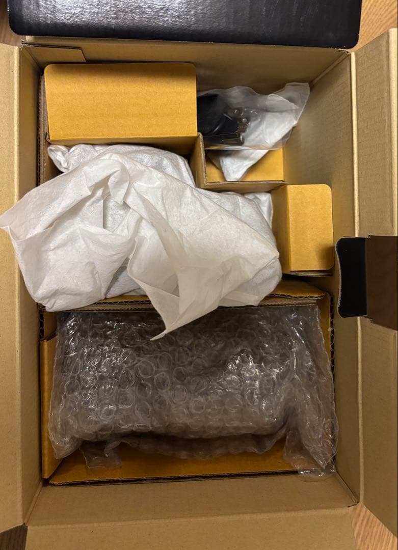 α6400 ダブルズームレンズキット[ILCE-6400X B] 極美品