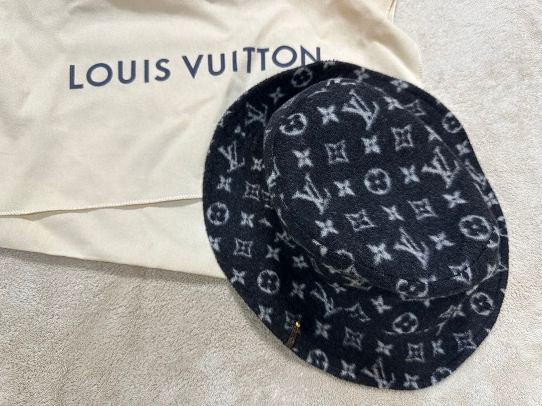 VUITTON 帽子