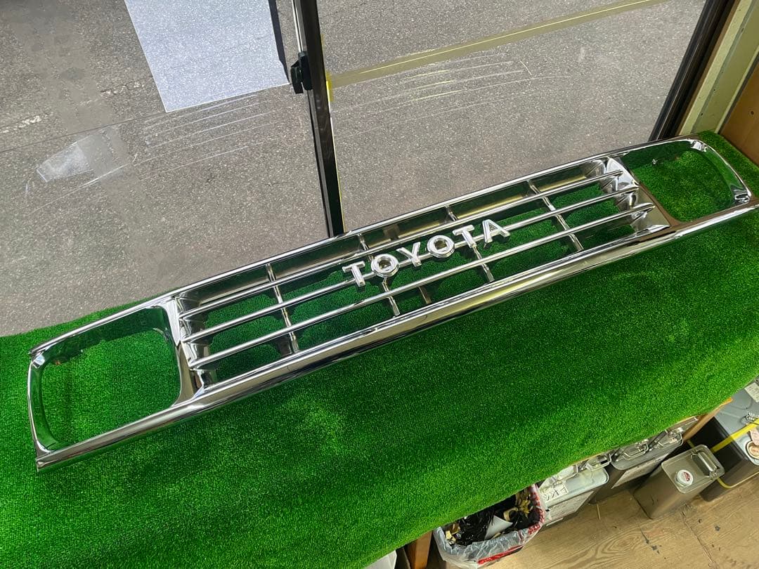 ランクル　KZJ71, KZJ78フロントグリルメッキ