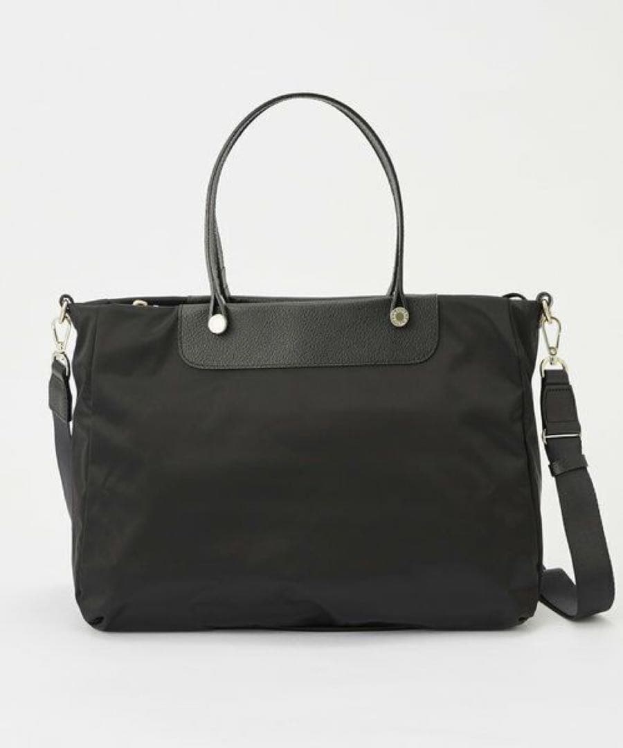 ★完売品★ラシット今期A4入るポケット多数三層構造メタルロゴ2wayバッグ