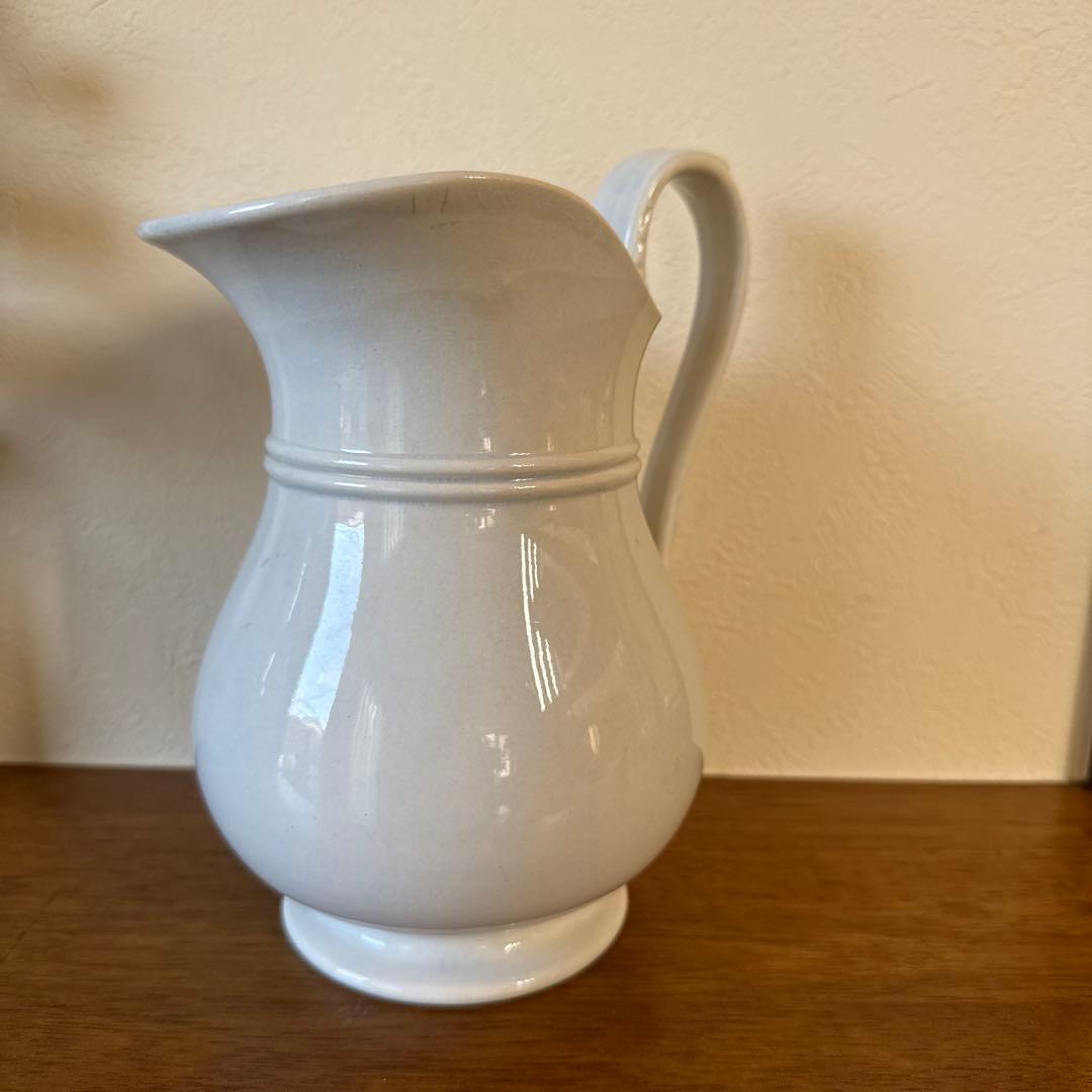 フランス陶磁器　水差し　ピッチャー　花瓶　アンティーク　ホワイト