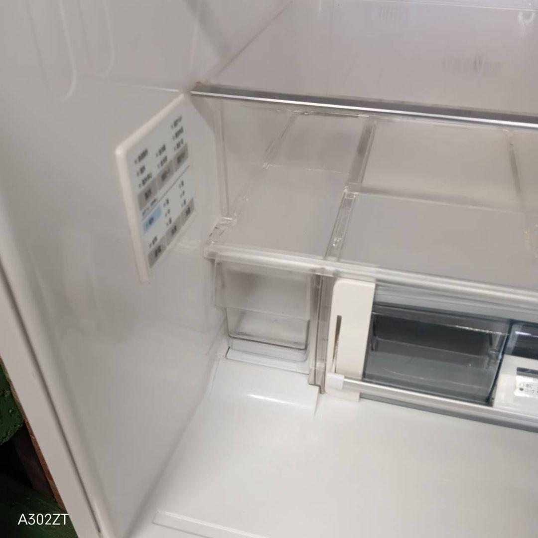 26A3送料設置無料　日立　自動製氷機能付き大型冷蔵庫　401L 洗濯機