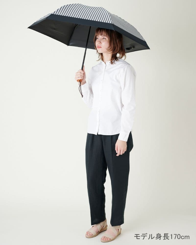 【未使用】サンバリア100　折りたたみ日傘 3段折 / コンビ白黒ストライプ