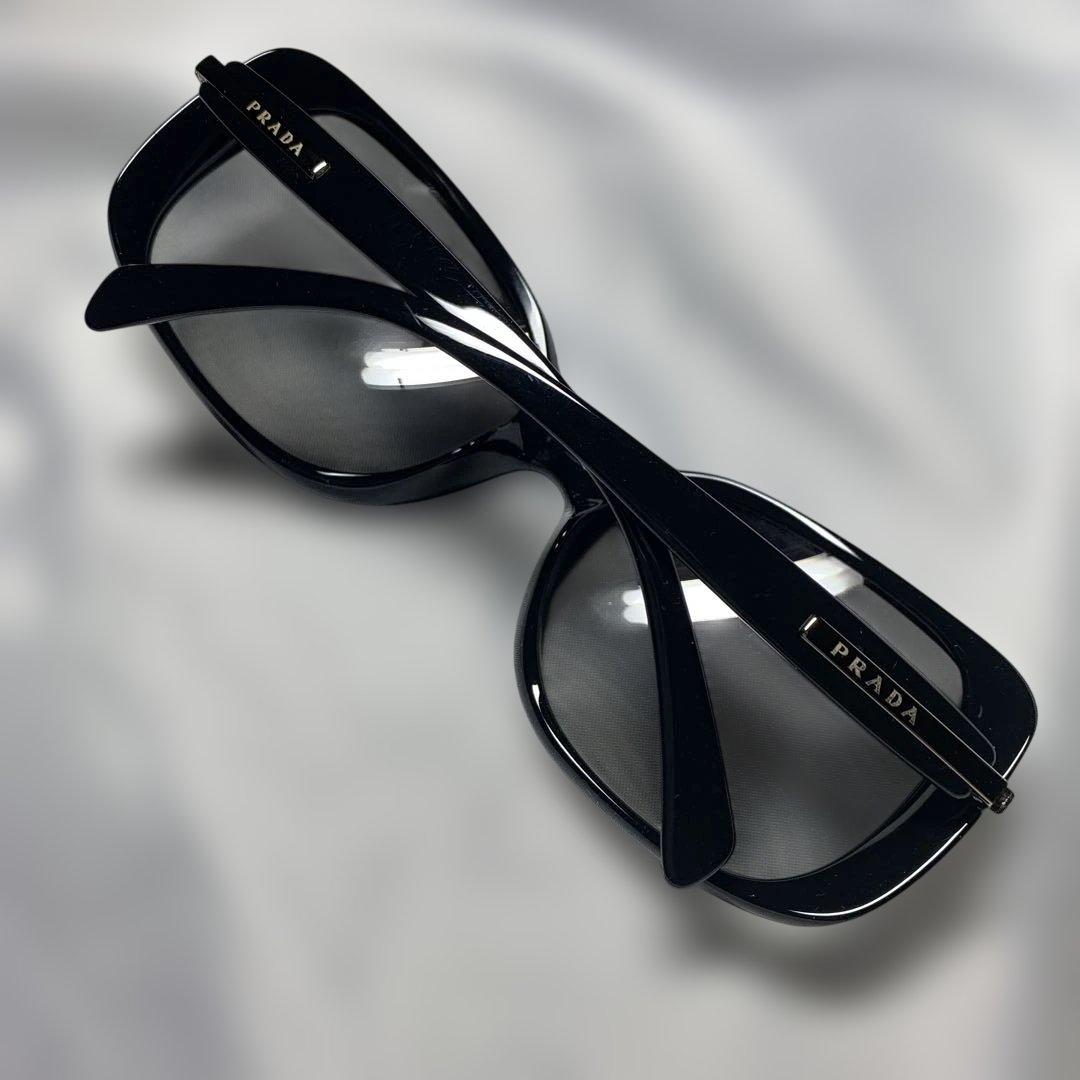 プラダ　サングラス　未使用