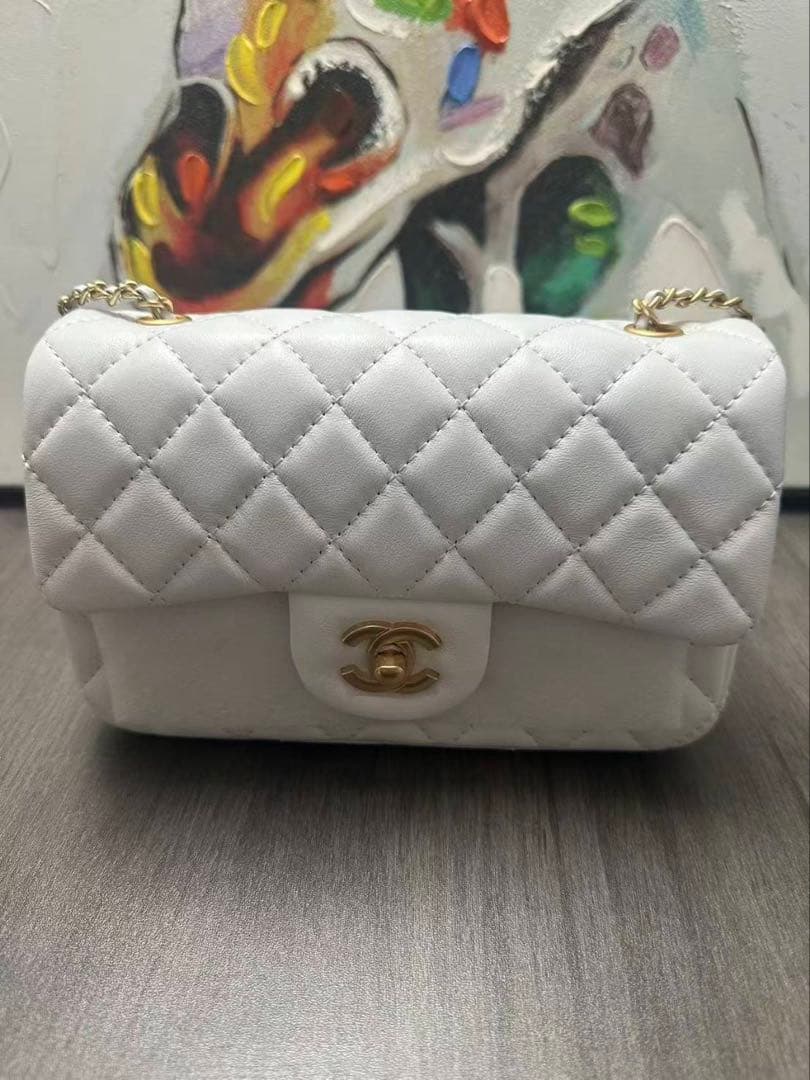 ショルダー バッグ　バックチェーンウォレット　白　ノベルティ　チェーンバック