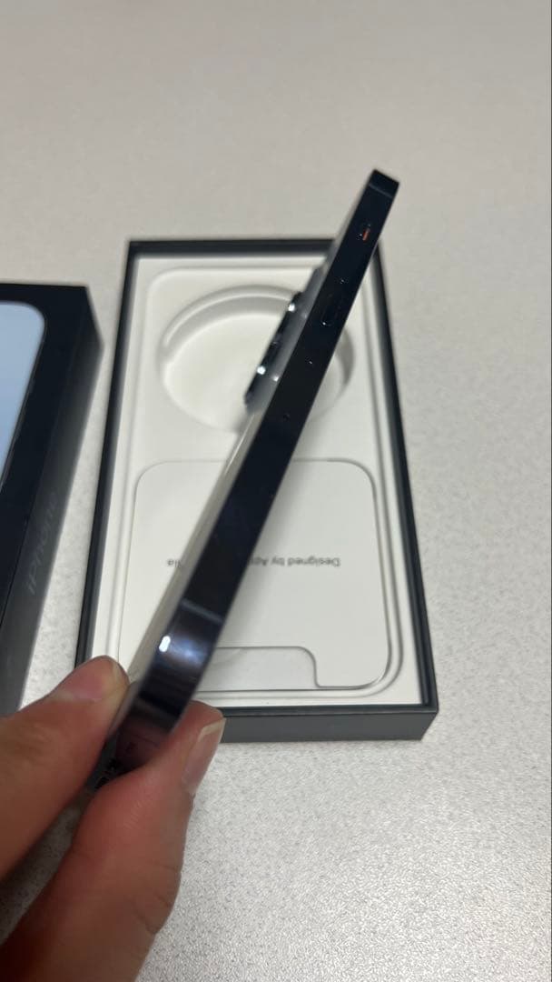 simフリーApple iPhone 13 Pro 128GB グラファイト