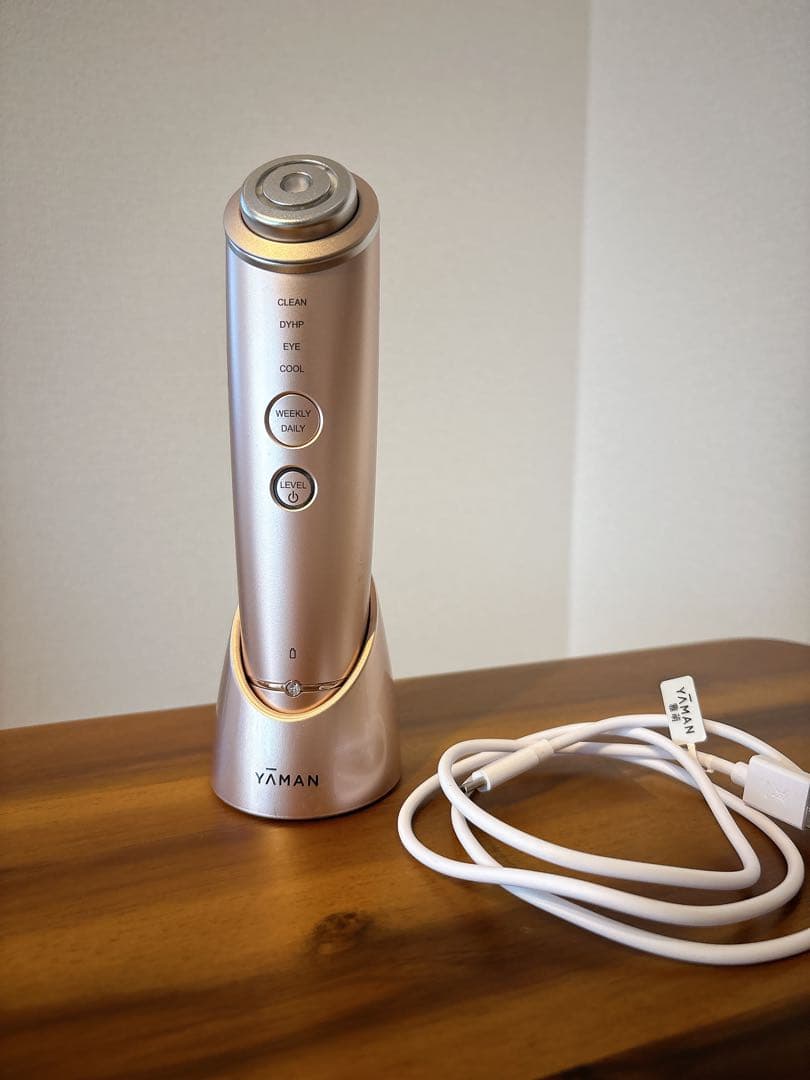 週末セール【YA-MAN】美顔器（フォトプラス シャイニー）