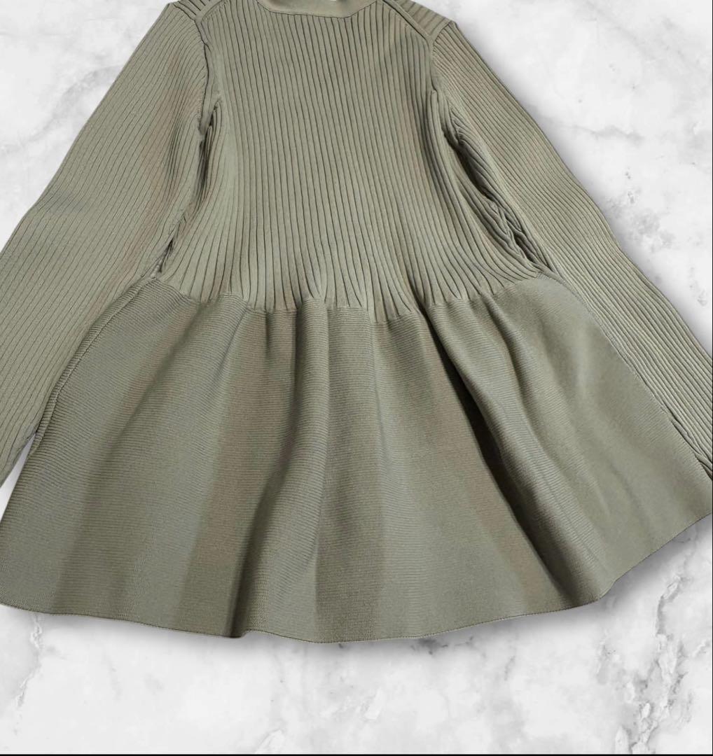 サロン アダムエロペ【WEB限定】Vネックペプラムカーディガン【洗える】グリーン