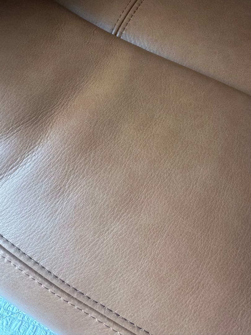 piyokoページです！ 本革　電動リクライニングソファ①②