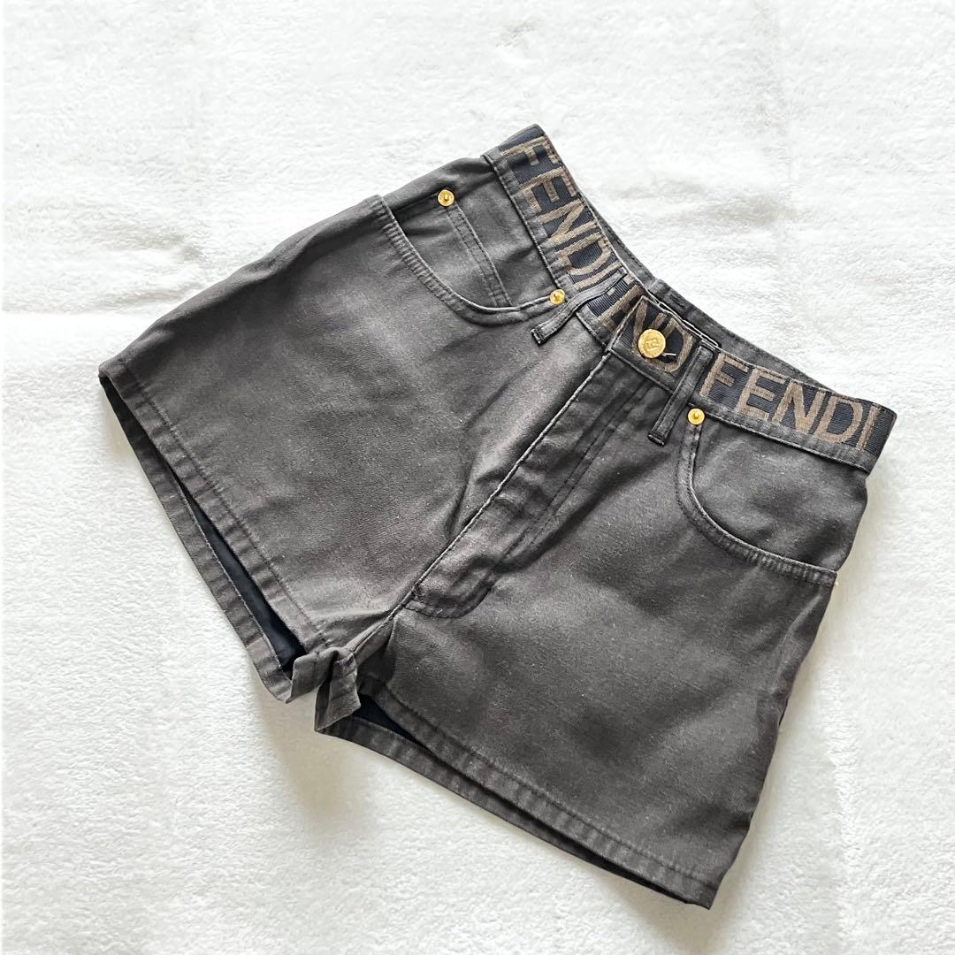 ★美品★フェンディ　ショートパンツ　36 金ボタン　ロゴ デニム　ズッカ