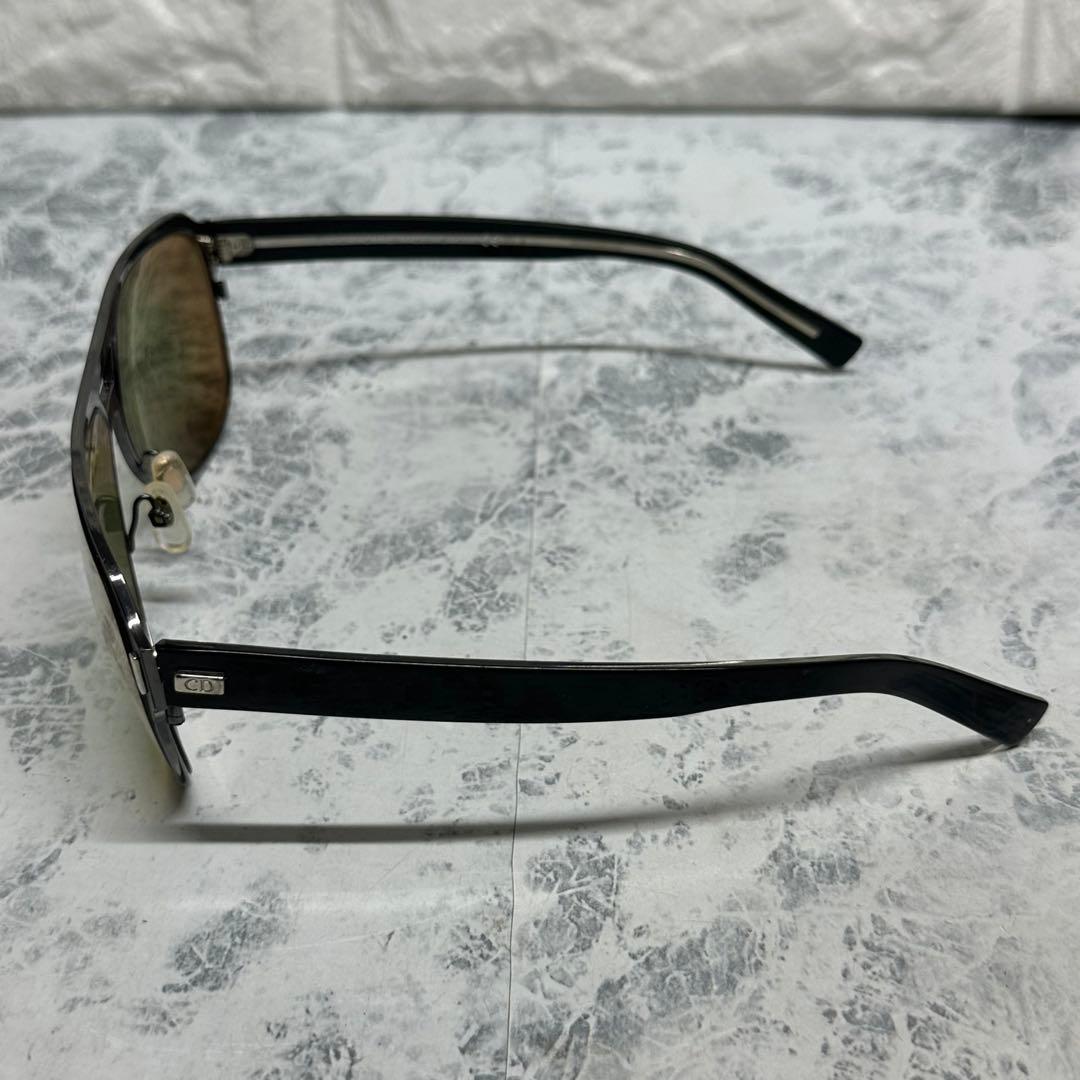 Dior Homme BLACKTIE 2.0 S チタン度入りレンズサングラス