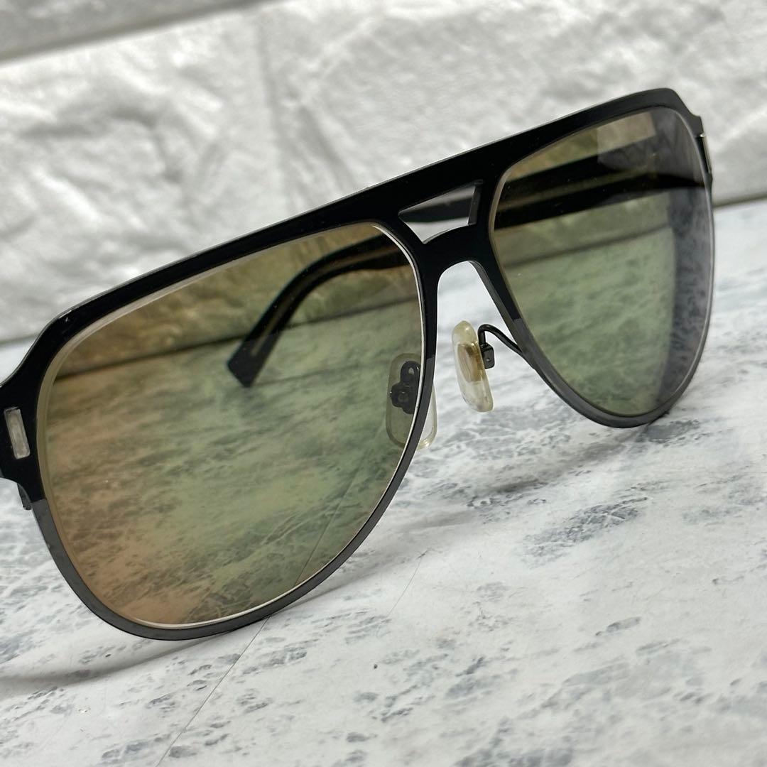 Dior Homme BLACKTIE 2.0 S チタン度入りレンズサングラス