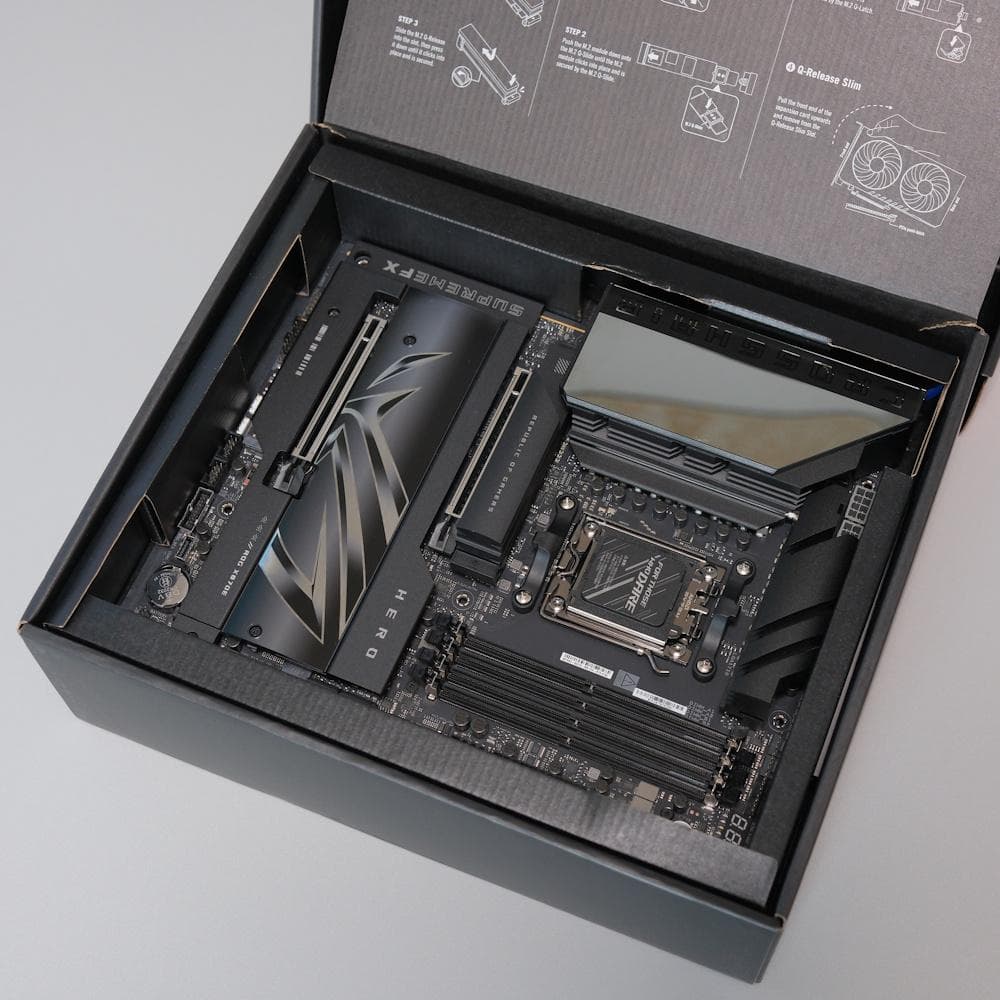 ASUS ROG CROSSHAIR X870E HERO マザーボード