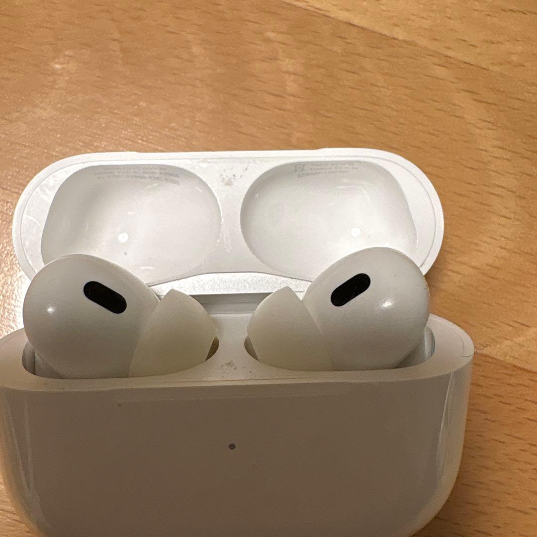 AirPods Pro 第二世代　中古　A3047両耳あり