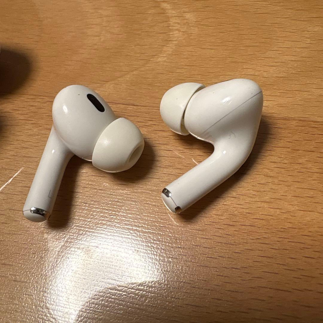 AirPods Pro 第二世代　中古　A3047両耳あり
