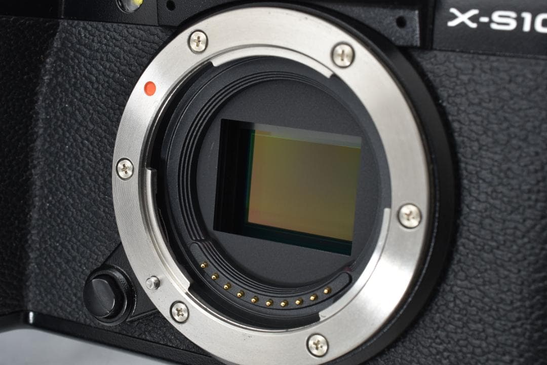 ★美品★ FUJIFILM X-S10 富士フイルム ミラーレス一眼カメラボディ