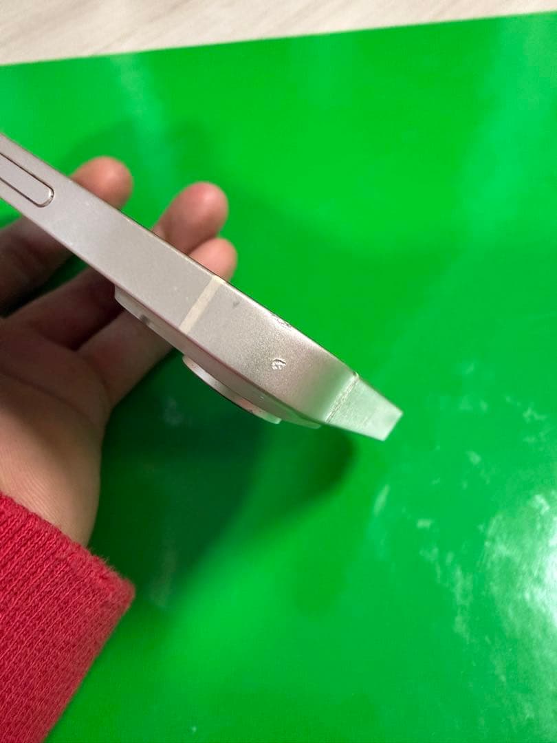 Apple iPhone 14ホワイト 本体　SIMロックなし