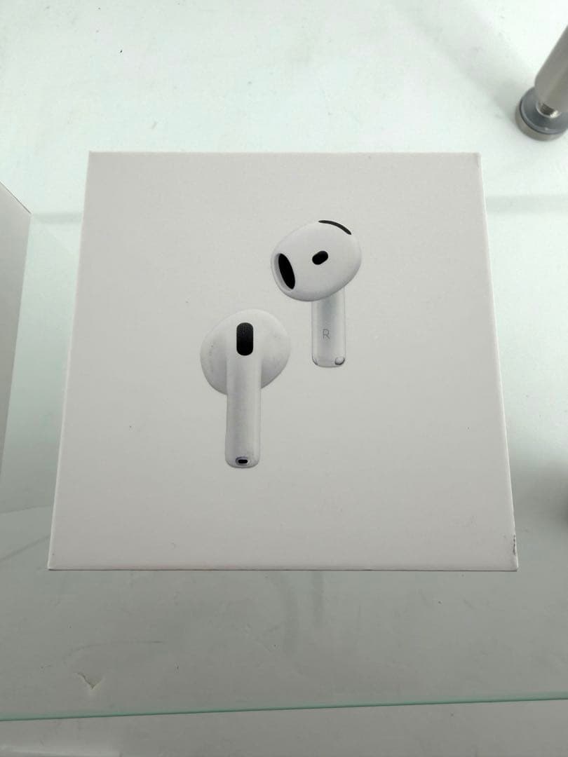 AirPods 4 ANC HXP93JA 本体 ホワイト 充電ケース付き 中古