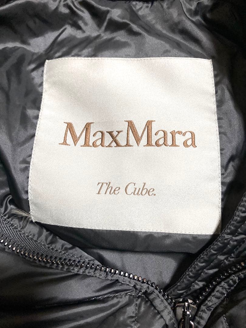 MaxMara THE CUBE テクニカルキャンバスフーディケープS