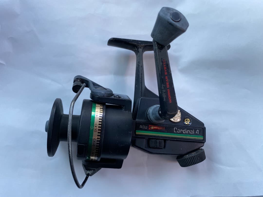 ABU Cardinal 4 スピニングリール